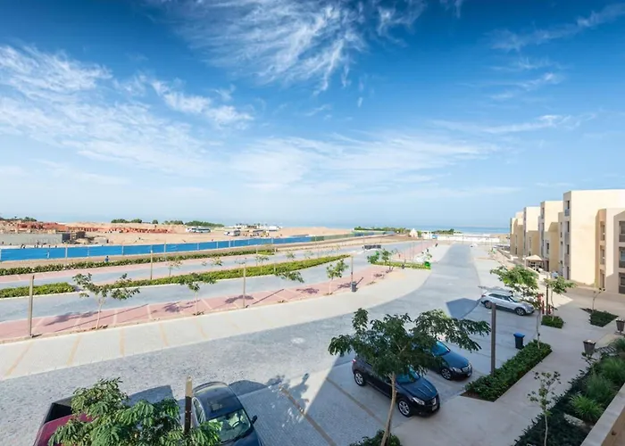 Vogue & Idyllic 2 Bdr Mangroovy Free Pool & Access Appartement